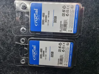 RAM 2x 8GB DDR5 Samsung.