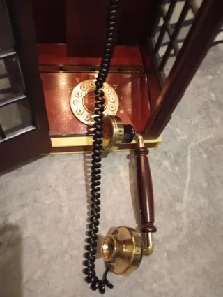 Teléfono Cabina Roja Vintage