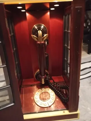 Teléfono Cabina Roja Vintage