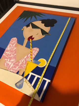 Cuadro decorativo mujer con cóctel