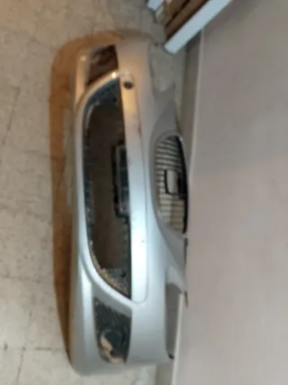 Paragolpes delantero Seat