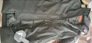 Abrigo acolchado largo negro