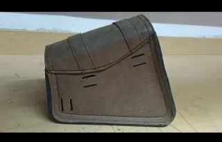 Alforja de cuero para moto