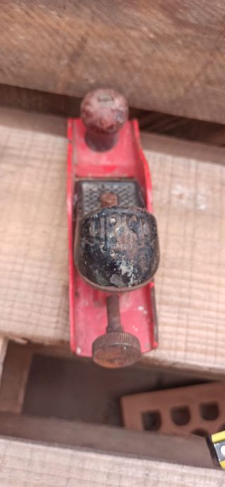 Cepillo antiguo de carpintero. Como nuevo.