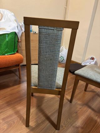 Mesa de comedor extensible y 5 sillas