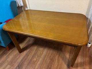 Mesa de comedor extensible y 5 sillas