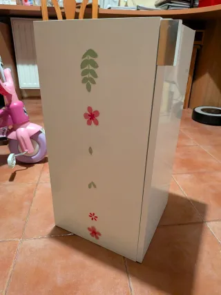 Mueble auxiliar blanco