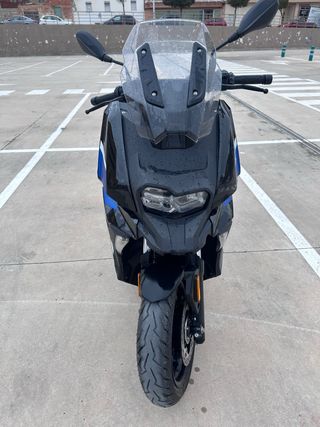 BMW C400X