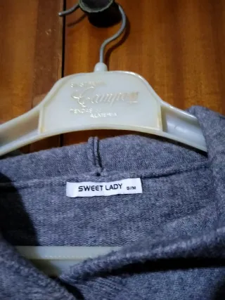 Jersey con capucha SWEET LADY de mujer