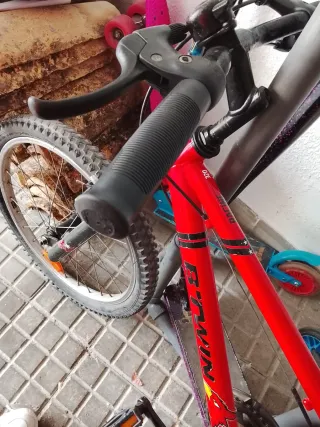Bicicleta Infantil Btwin Roja 20 Pulgadas