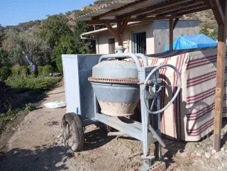 Hormigonera grande gasolina buen estado