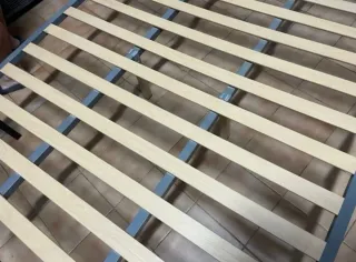 Somier 135x190 con patas. Recogida en PTE Tocinos.