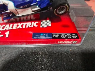 Scalextric Williams F1 FW25 Azul