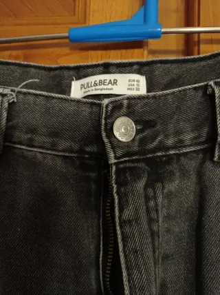 Pantalón vaquero negro