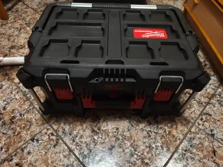 Maletín Milwaukee PACKOUT