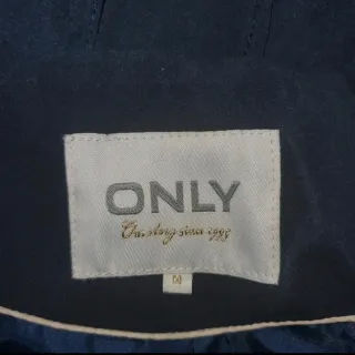 Chaqueta Only azul entretiempo