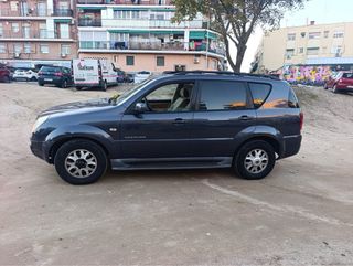 SsangYong Rexton 2005
