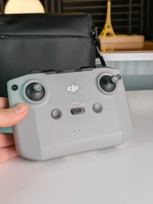 IMPECABLE | DJI Mini 2 Fly More Combo