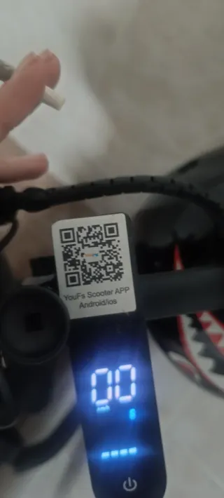 Patinete eléctrico con asiento infantil homologado