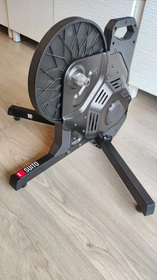 Rodillo inteligente Elite Suito