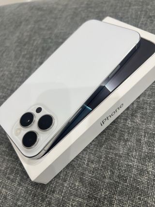iPhone 16 Pro Max Blanco