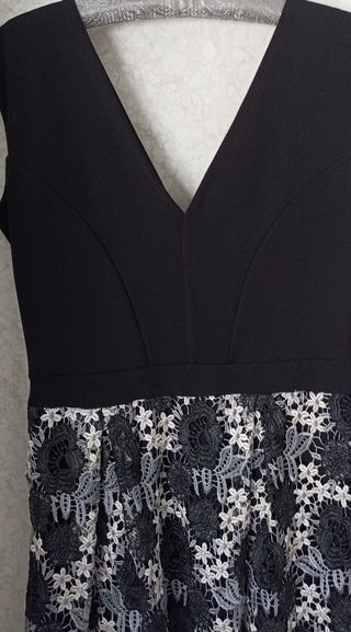 Vestido fiesta negro y blanco T/XL. Con etiqueta