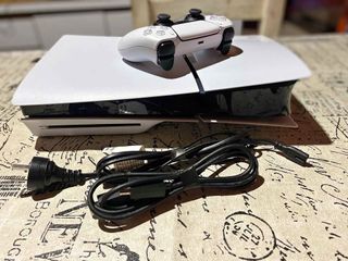 Consola PS5 Slim con 2 mandos