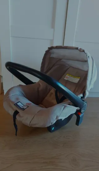 Carro de bebé IRU beige