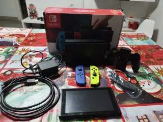 Nintendo Switch Azul y Amarillo