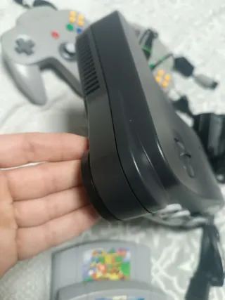 Nintendo 64 +Pokémon+ Mario 64 y Mario kart. N64