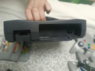 Nintendo 64 +Pokémon+ Mario 64 y Mario kart. N64