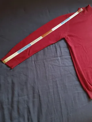 Jersey rojo marca TRM