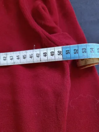 Jersey rojo marca TRM