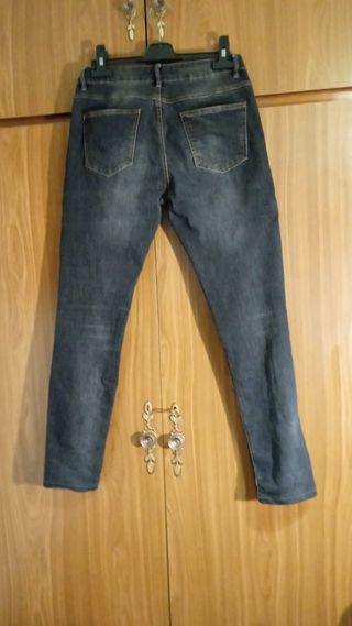 Pantalón pitillo negro Promod