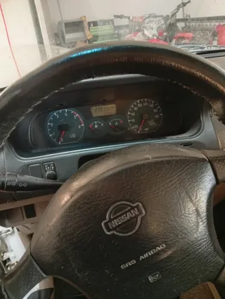 Nissan Terrano II 2000