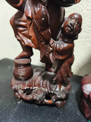 Figuras madera oriental