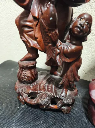 Figuras madera oriental