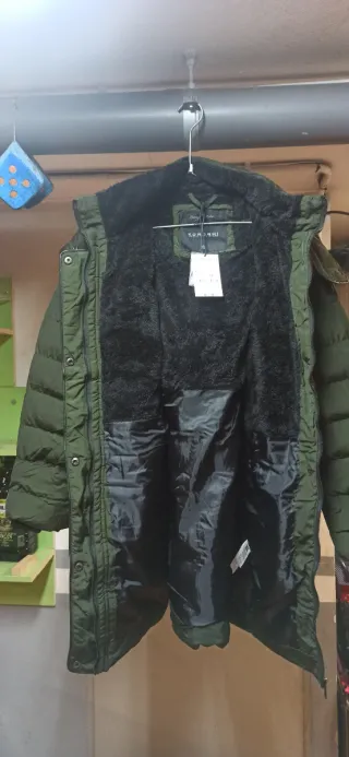 Abrigo invierno chica negro y verde