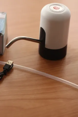 Dispensador Bomba Agua Automático USB.