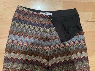 Pantalones Mango estampados