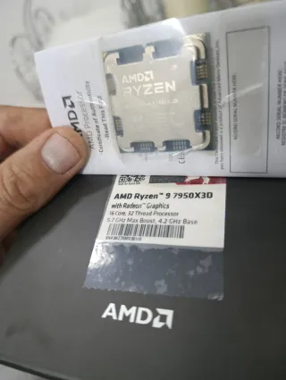 Processore AMD Ryzen 9 7950X3D