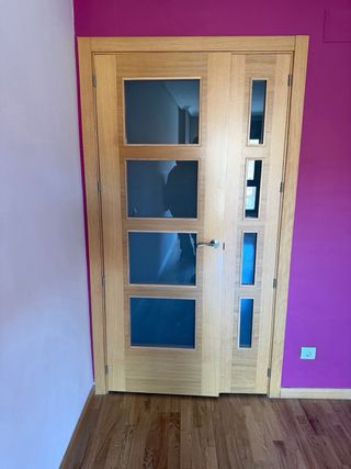 Puerta de interior de madera de toda la casa