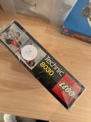 Lego Technic 8030 - Set Universal Japonés 1982
