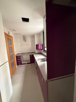 Muebles de cocina y encimera de piedra