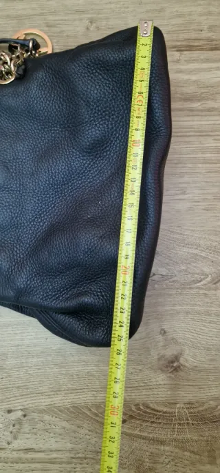 Bolso Michael Kors Negro y Dorado