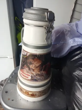 Termo para mantener el café calentito antiguo