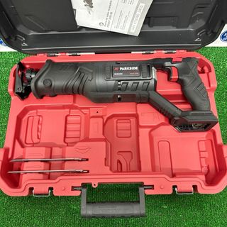 Sierra sable Parkside 20V+Batería 20V/2Ah cargador