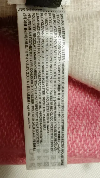 Bufanda larga Mango cuadros rosa y beige