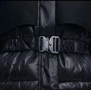 Abrigo Desigual azul nuevo