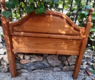 Cabecero de cama de pino